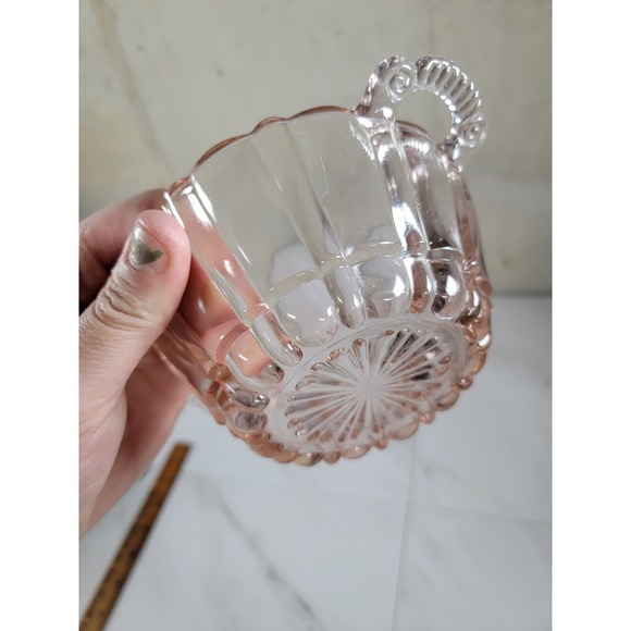 Vintage Pretty "Fluorescent‎ Pink" Depression Glass CANDY Bowl 5-1/2" w/Handles - Picture 5 of 12